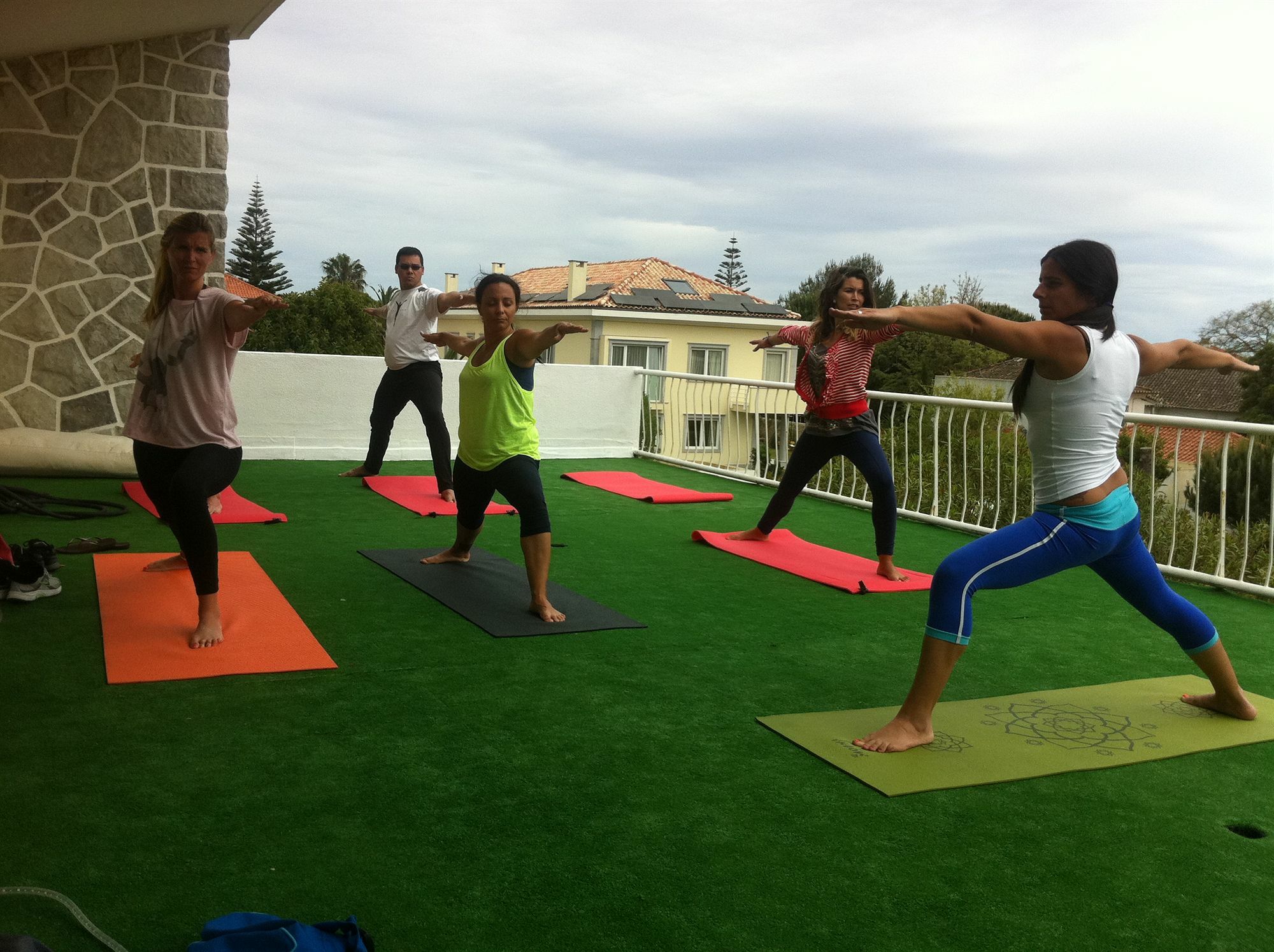 Carcavelos Surf Hostel&Surf Camp Exterior foto